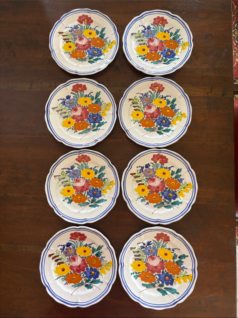 8 Bontempo Dinner Plates
